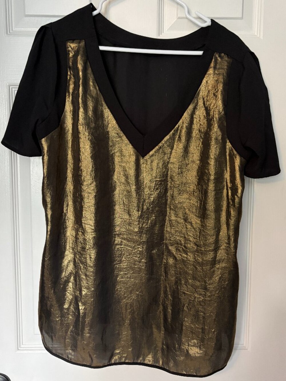 Women’s XL Black & Gold Metallic V Neck Tee Short Sleeve Top Party Casual